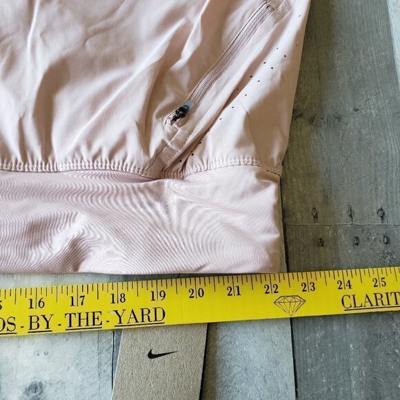 NWT - Nike Flex Eclipse Women's Plus Pink Oxford Running Shorts - Size 2X - Picture 3 of 3